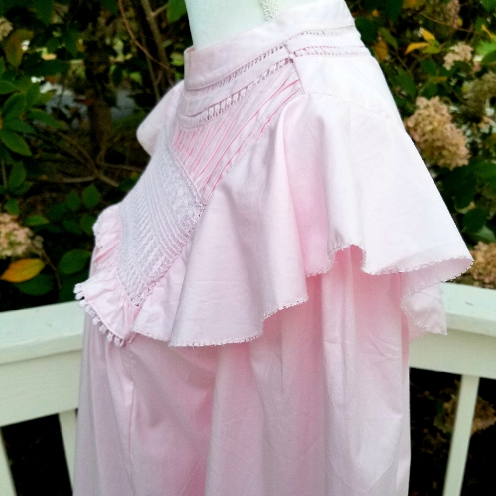 🆕️ J Crew Crocheted Lace Ruffle Top pink - Picture 3 of 7